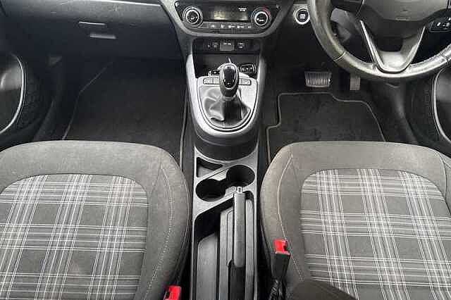Hyundai I10 1.2 Premium Hatchback 5dr Petrol Auto Euro 6 (s/s) (84 ps)