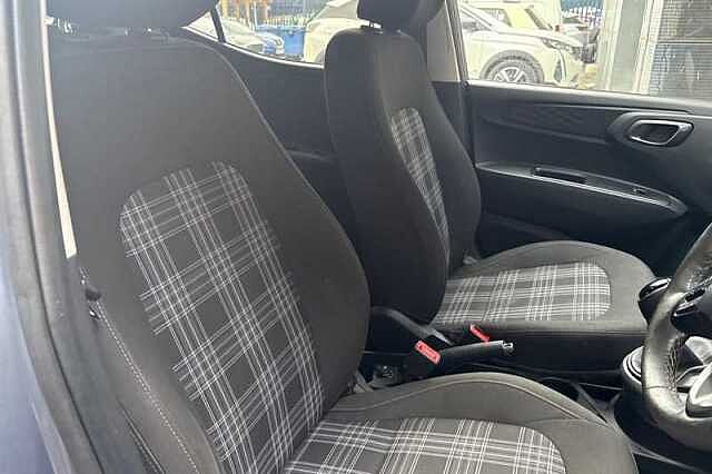 Hyundai I10 1.2 Premium Hatchback 5dr Petrol Auto Euro 6 (s/s) (84 ps)